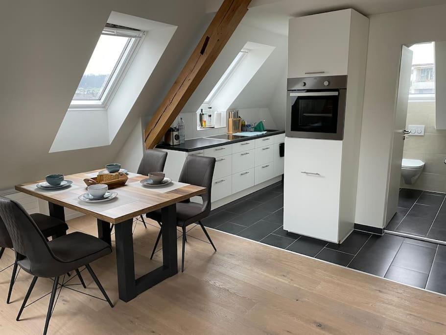 Gemuetliche & Zentrale Wohnung In Der Stadt Zuerich Exterior foto